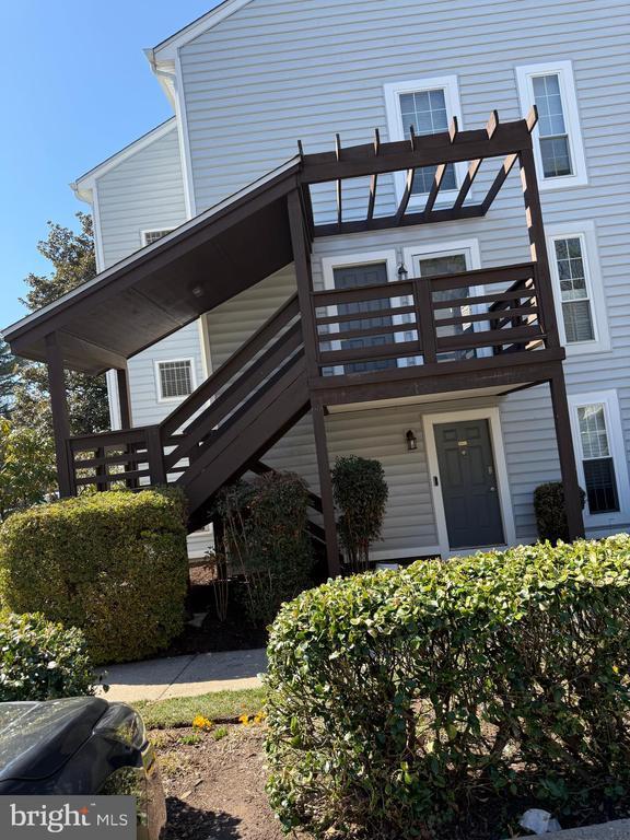 Building Photo - 10002 Oakton Terrace Rd