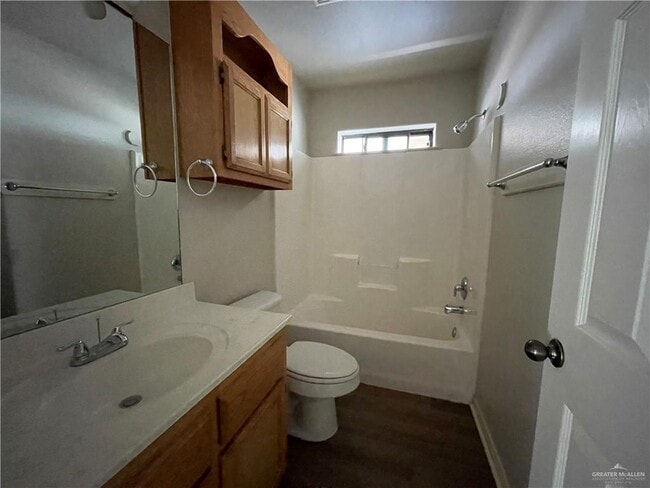 Building Photo - 15 Dora Jeanne Dr