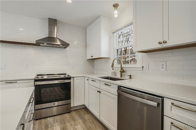 Building Photo - 57 Beechwood Rd