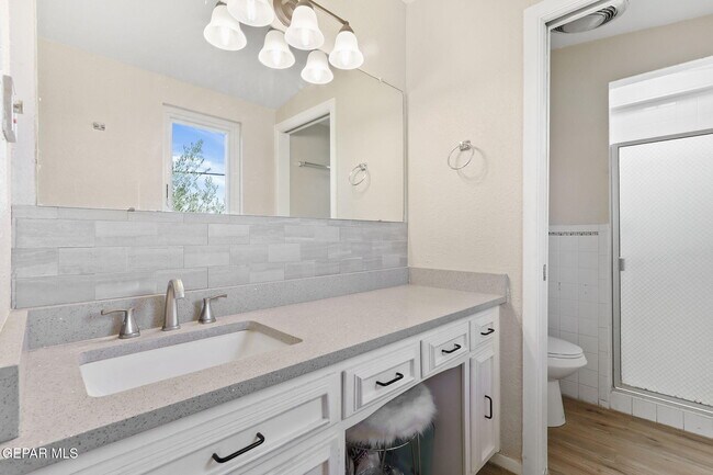 Building Photo - 4871 Los Reales Dr