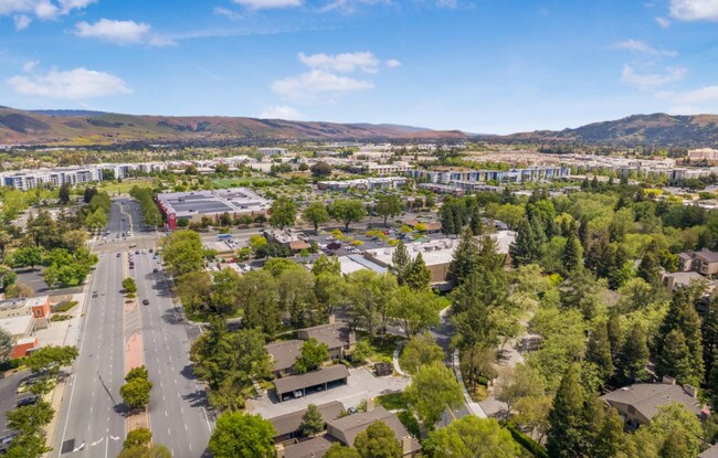 Building Photo - 5194 Makati Cir