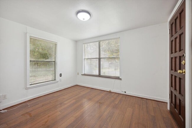 Building Photo - 2404 E 14th St