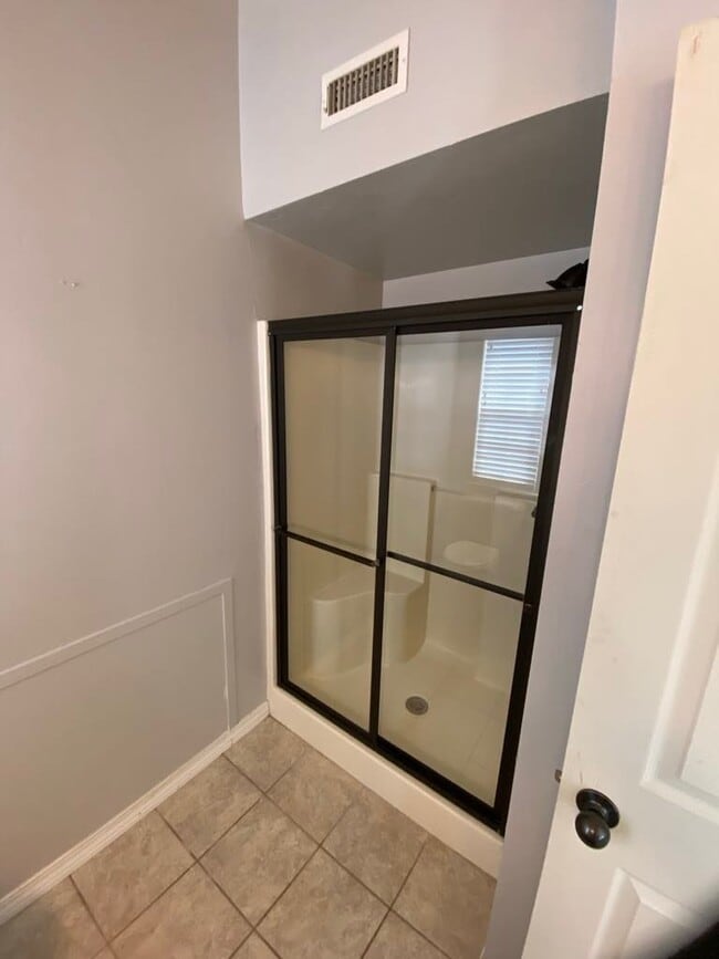 Building Photo - 13803 Turnberry Ln