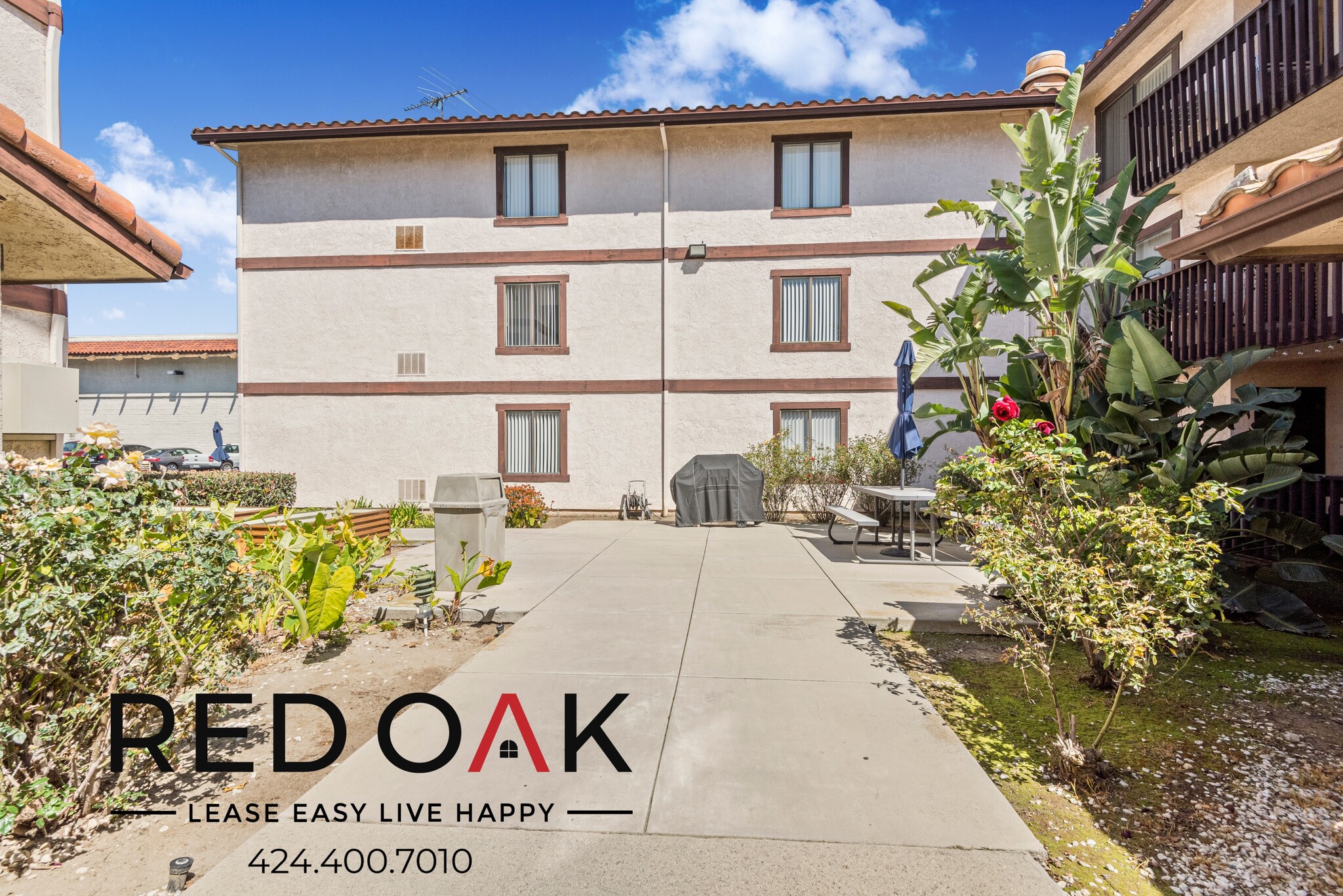 Building Photo - 16200 Vermont Ave