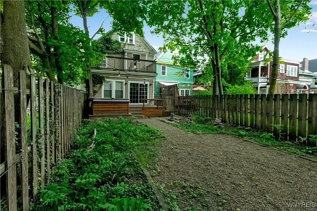 Building Photo - 110 Ashland Ave