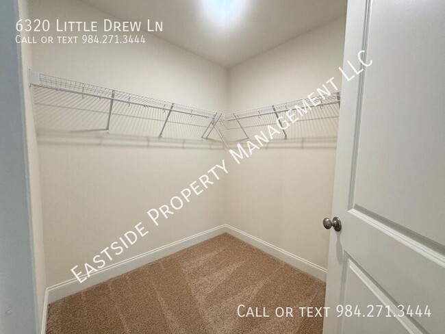Building Photo - 6320 Little Drew Ln