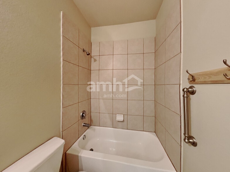 Building Photo - 14210 Merganser Dr