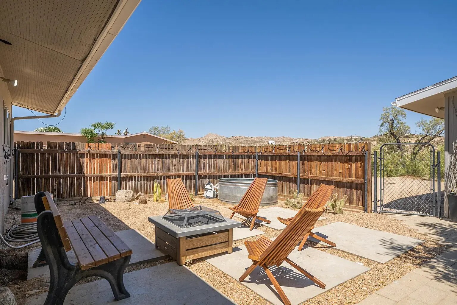 Building Photo - 58632 Barron Dr
