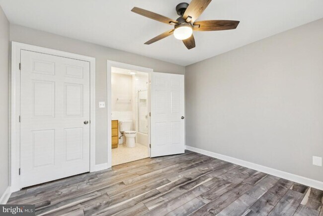 Building Photo - 8311 Bluebird Way