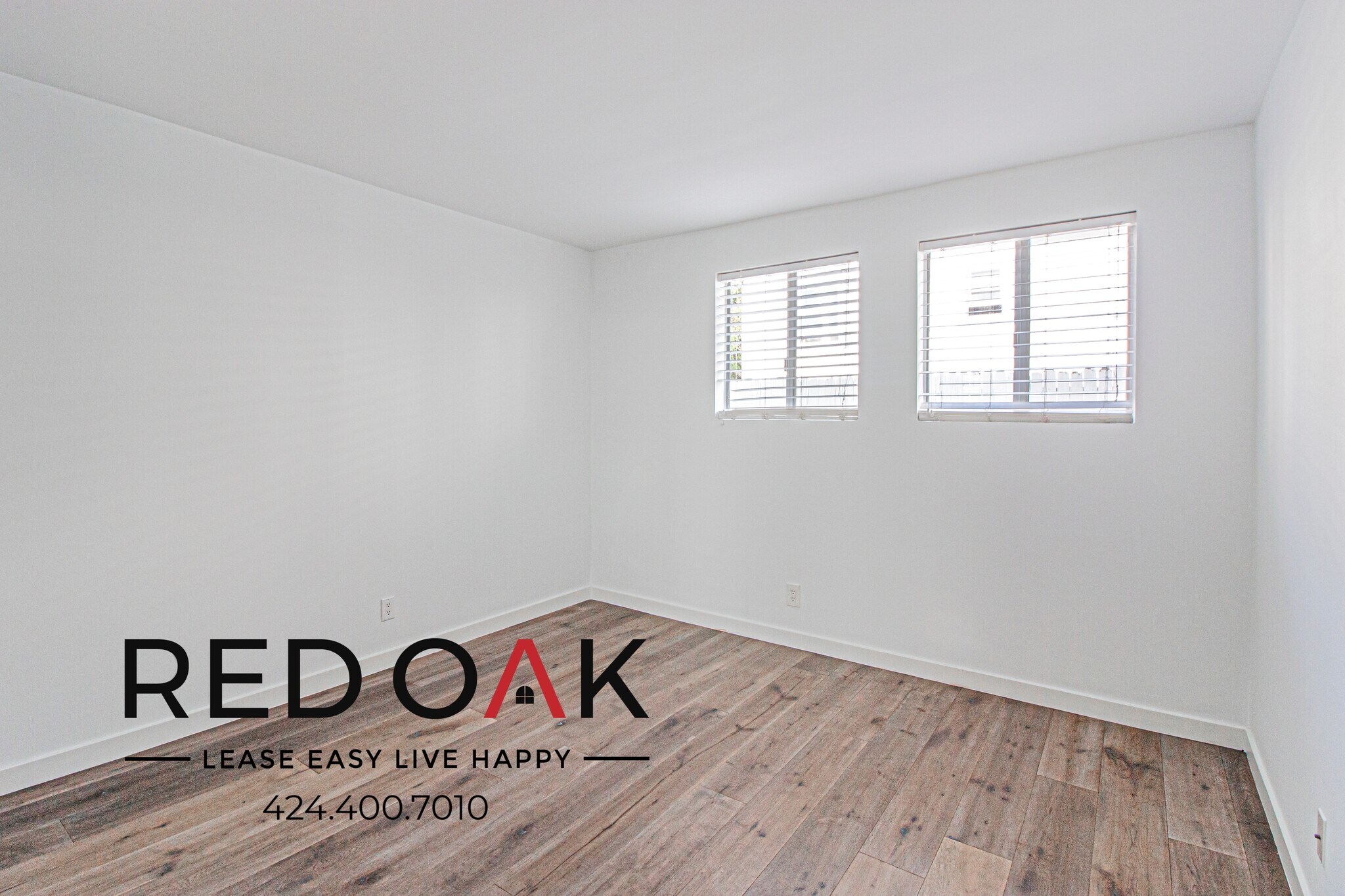 Building Photo - 1033 3rd St