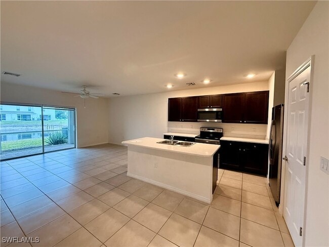 Building Photo - 15314 Wildflower Cir
