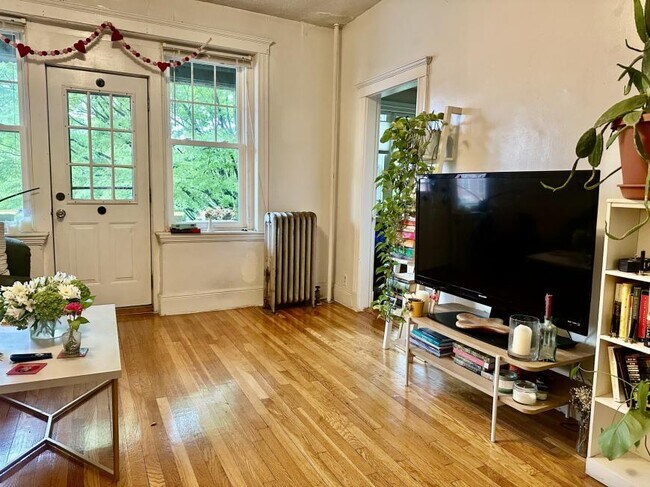 Building Photo - 2 bedroom in Brighton MA 02135