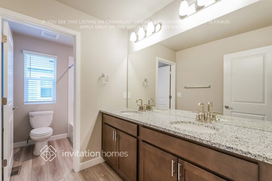 Building Photo - 13513 Arriba Dr
