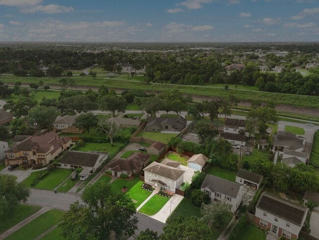 Building Photo - 3818 Southmore Blvd