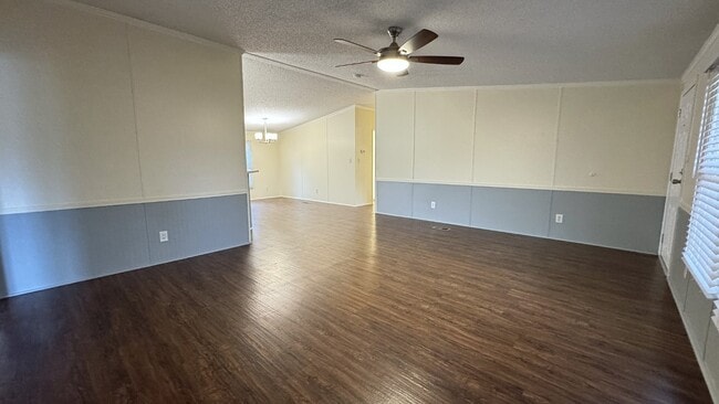 Building Photo - 122 Curtis Rd