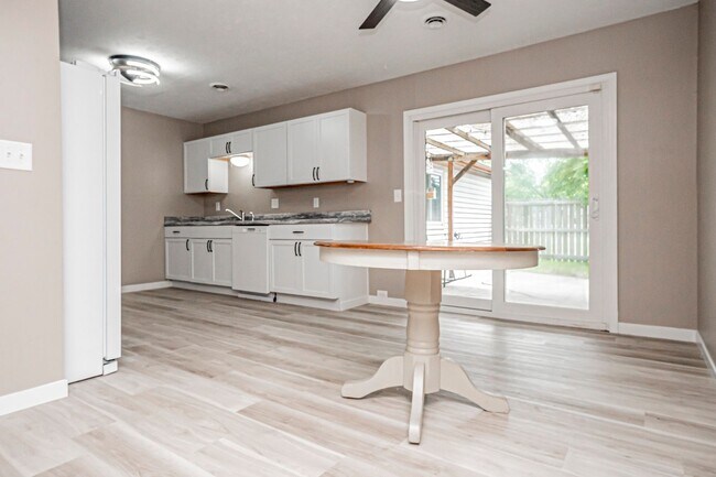 Building Photo - Please View 3D Virtual Walk-Through Before...