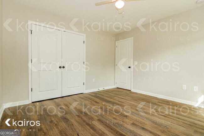 Building Photo - 126 Cottage Grove Rd