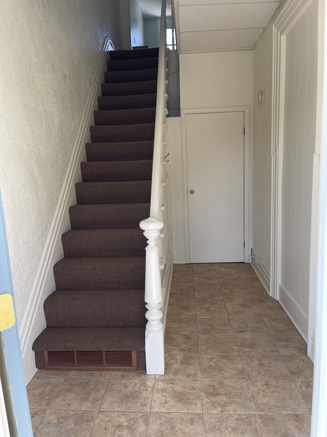 entry stair case - 71 Locust St