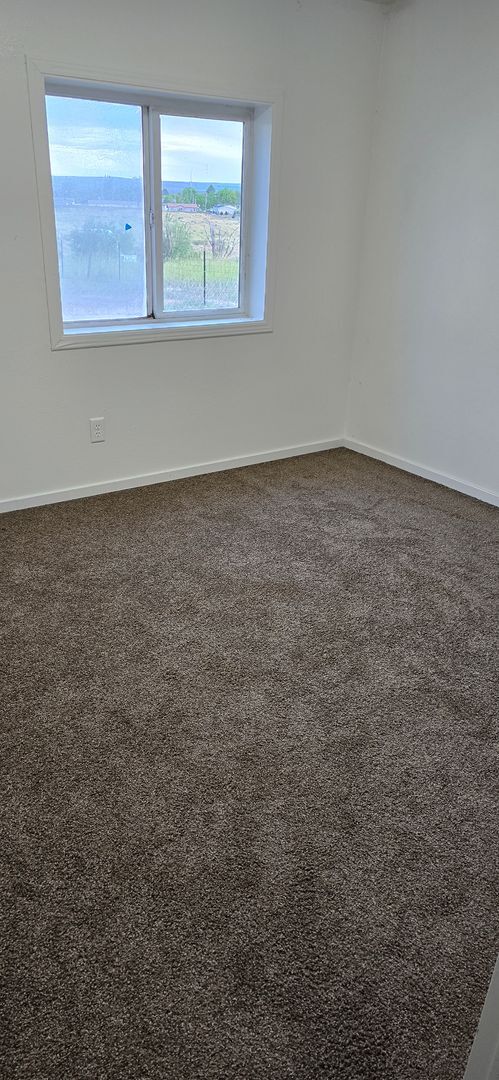 Building Photo - Irrigon Home ready to rent!!