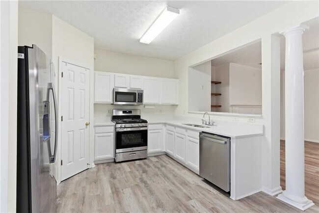 Building Photo - 2913 Greyhawk Ln