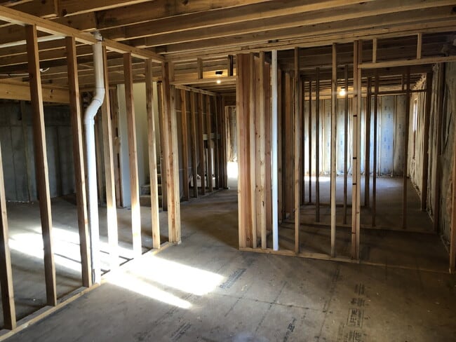 Building Photo - Open living concept- 3BR/2BA with unfinished basement