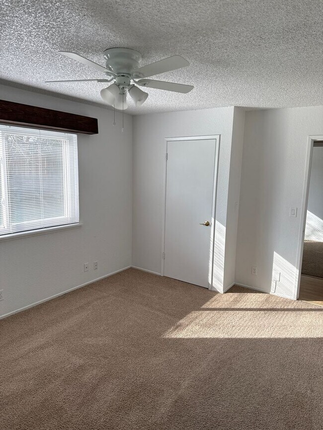 Building Photo - Affordable living