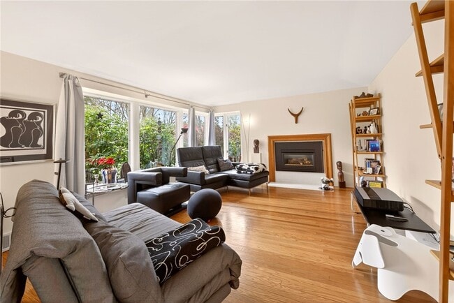 Building Photo - 53 Golfside Pkwy