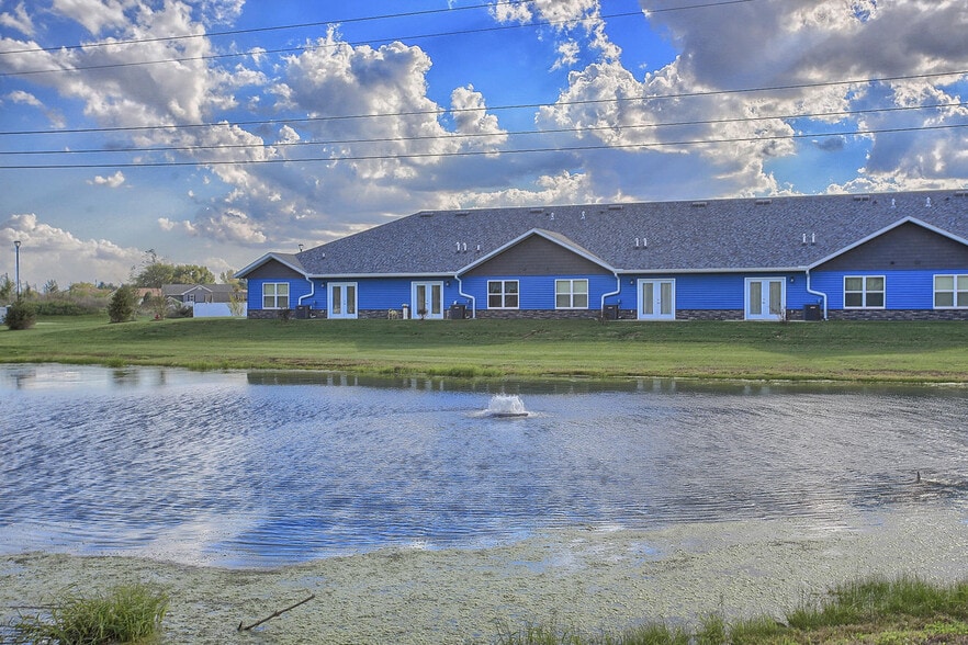 Tranquil pond at Praire Crossing - 703 N Prairie View Rd