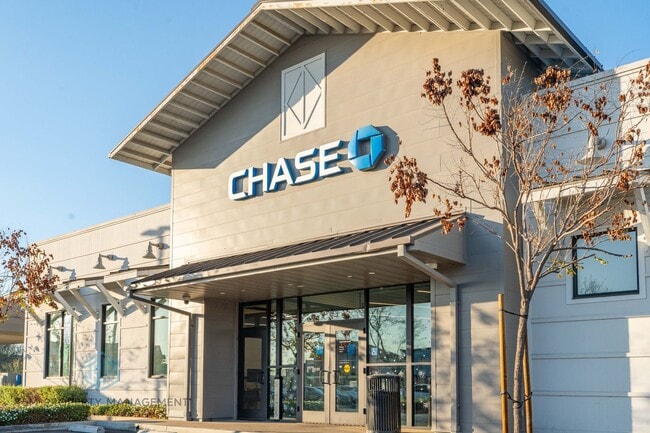 Building Photo - 3250 E Yountville Dr