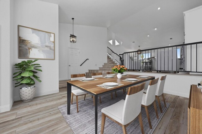 Building Photo - Beautiful 3-Bedroom, 3-Bath Home in Riverl...