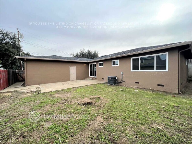 Building Photo - 4296 Scenic Ave