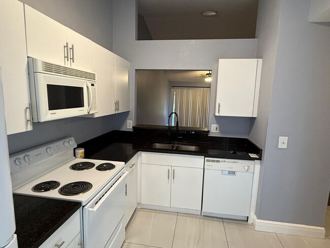 Building Photo - For Rent – 3BR/2BA Villa in Kissimmee