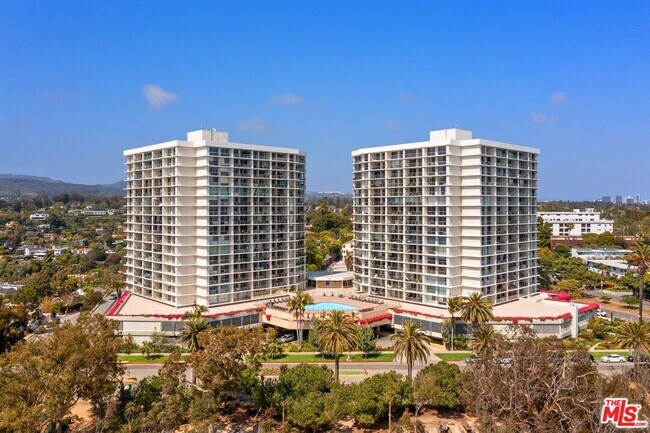 Building Photo - 201 Ocean Ave Ext
