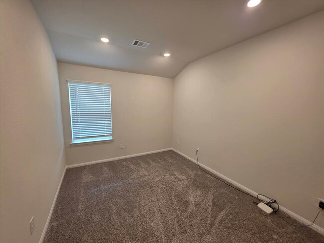 Building Photo - 229 Cresta Cv Ct