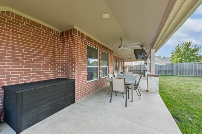 Building Photo - 2812 Chinaberry Park Ln