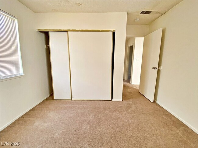 Building Photo - 5340 Retablo Ave