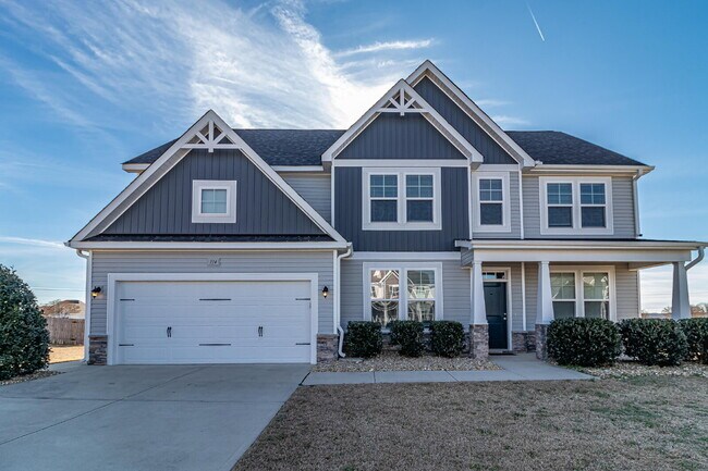 Building Photo - STUNNING & SPACIOUS! GANDER LAKE 4 BR | 3 BA IN PIKEVILLE SCHOOL DISTRICT *LAWN CARE INCLUDED!*