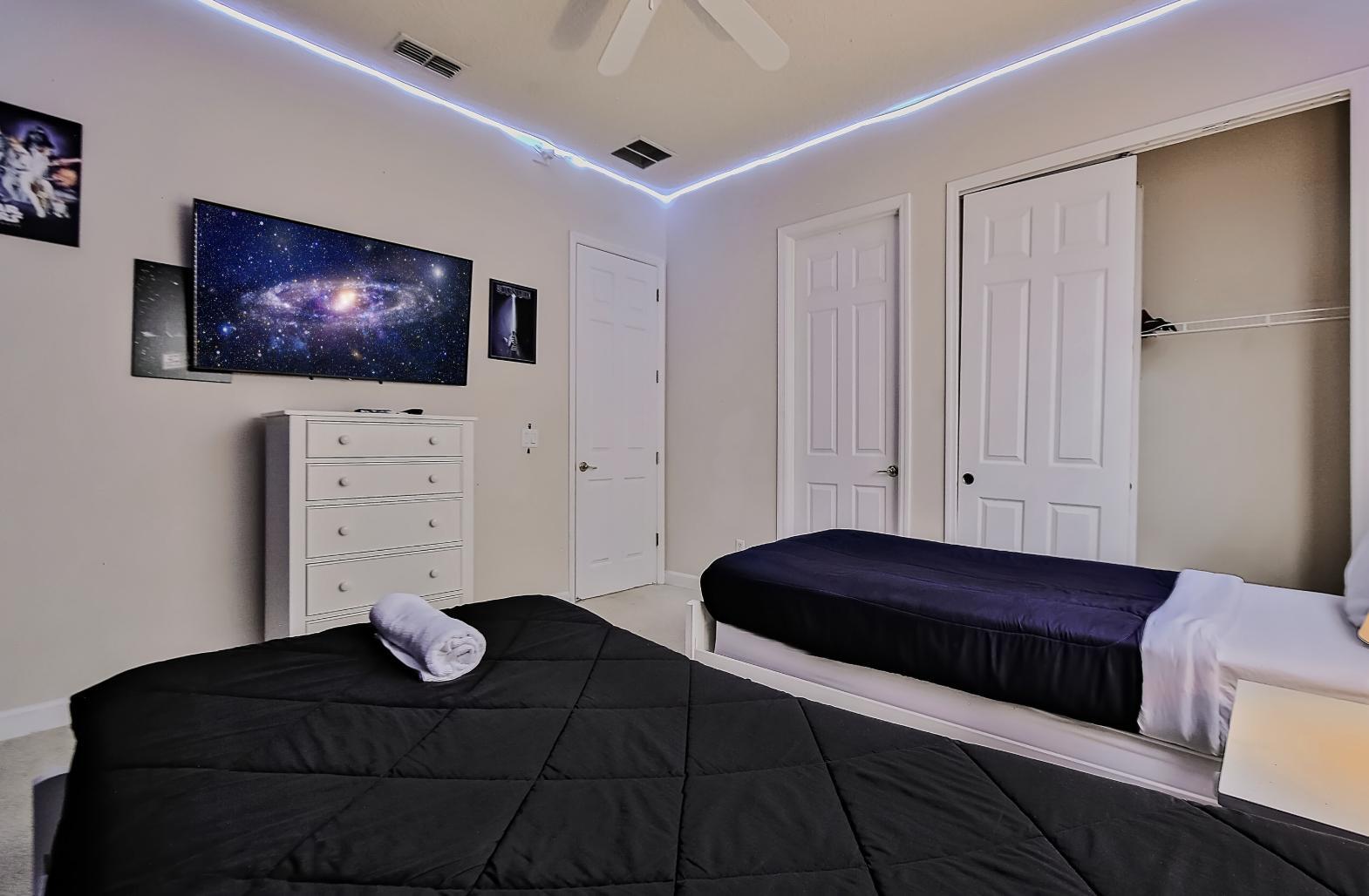 Building Photo - 728 Linkside Loop