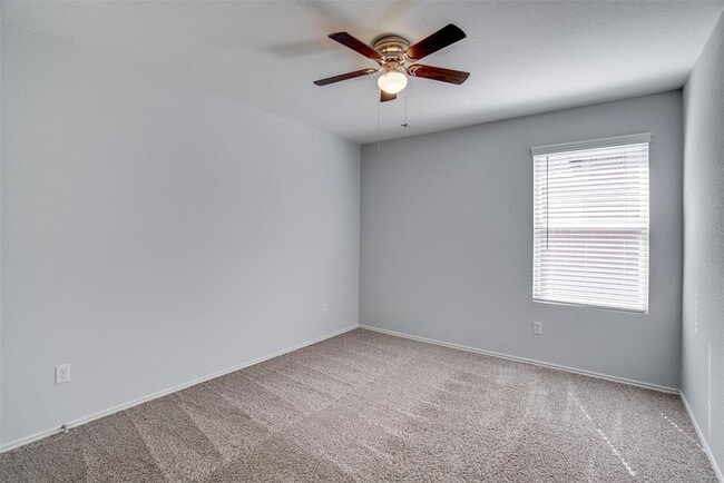 Building Photo - 3352 Lauren Nicole Ln