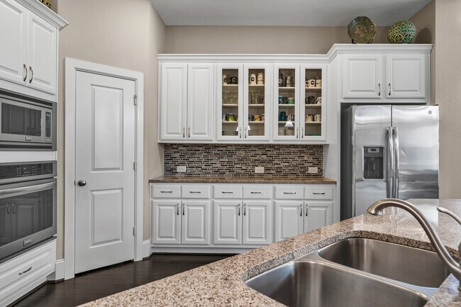 Building Photo - 2603 Hailes Ct