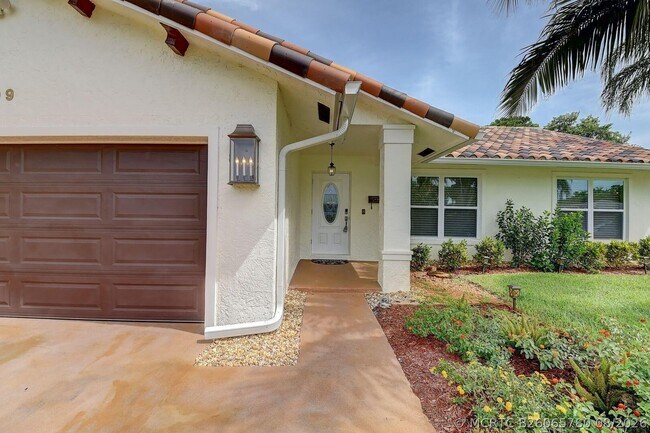 Building Photo - 509 Eldorado Ln