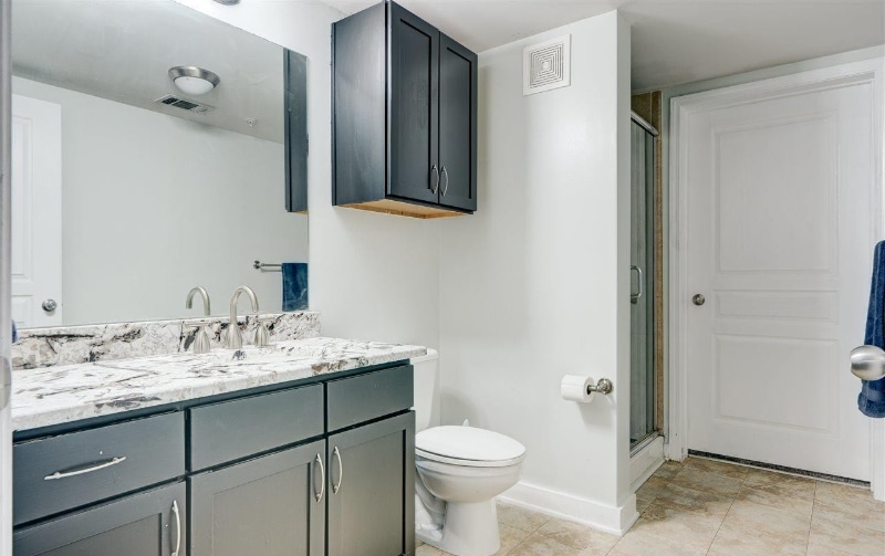 Building Photo - 401 20th St S