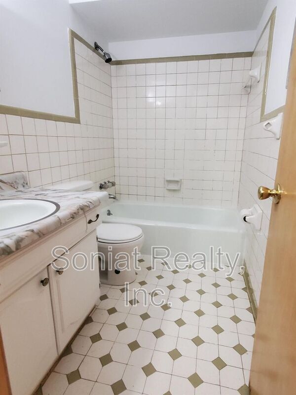 Building Photo - 3025 16th St