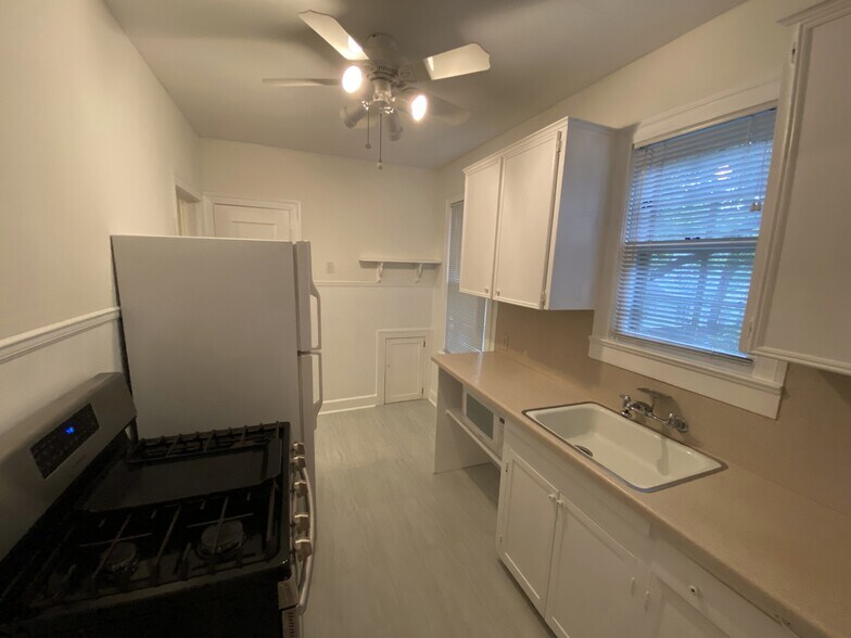 Building Photo - 2517 Harris Blvd