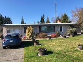 Building Photo - New 1 Bedroom 1 Bath Mother in law in Everett