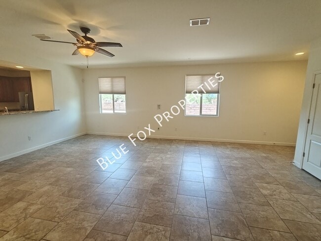 Building Photo - 12812 N Camino Vieja Rancheria
