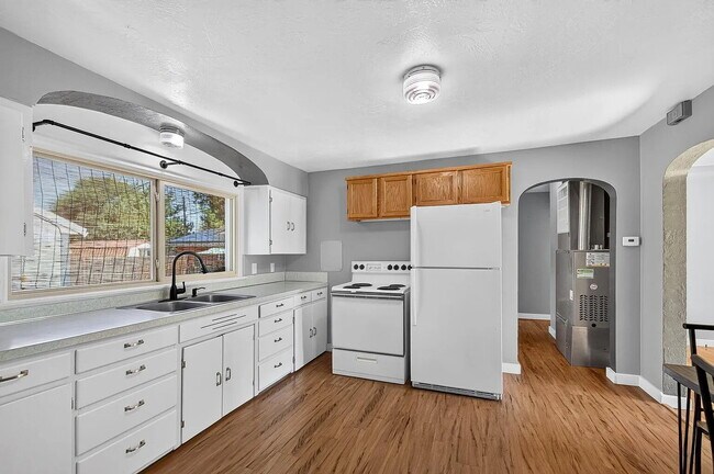 Building Photo - 3 Bedroom, 1 Bathroom Home in Caldwell