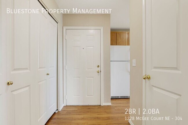 Building Photo - 1228 Mcgee Ct NE
