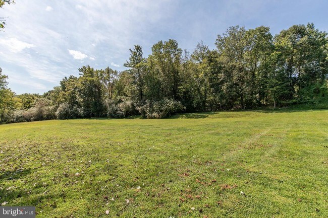 Building Photo - 2115 Pony Trail Dr