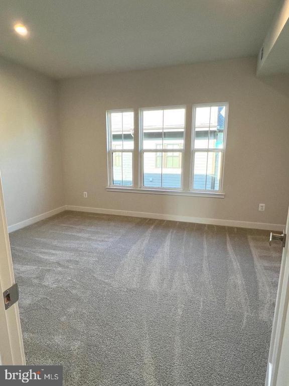 Building Photo - 4308 Ellipse Ter